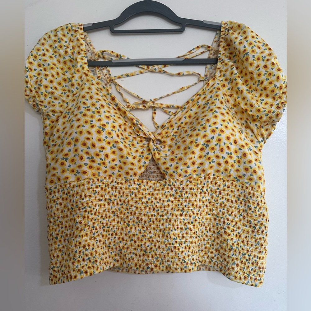 No Boundaries Juniors Yellow Floral smocked twist front sunflower top